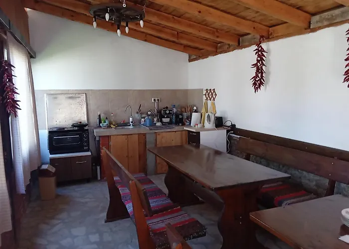 поповата къща 3* Крапец